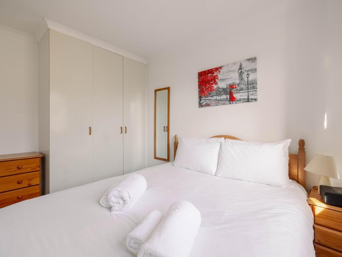 Sunny Maisonette With Views Over Canary Wharf, 런던 외부 사진