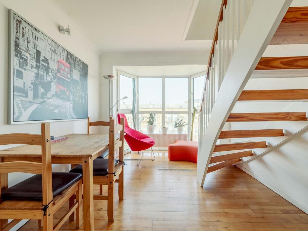 Sunny Maisonette With Views Over Canary Wharf, 런던 외부 사진