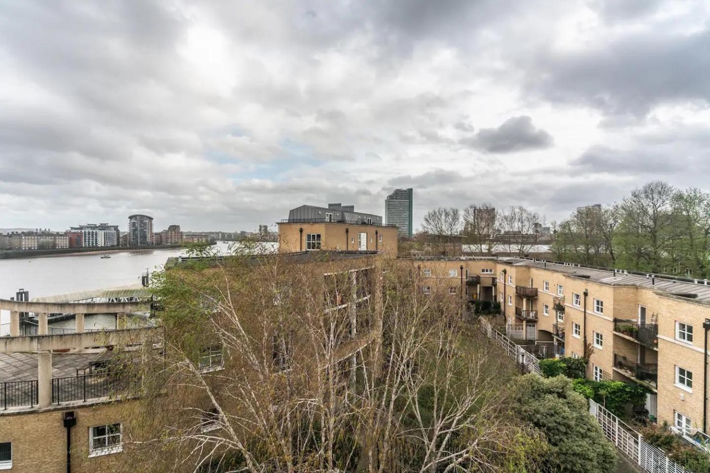 Sunny Maisonette With Views Over Canary Wharf, 런던 외부 사진
